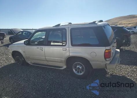 1996 Ford Explorer from USA, damaged, VIN 1FMDU35P6TZB13802